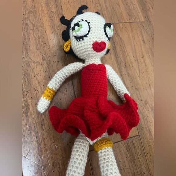 Betty boop crochet doll - Picture 4 of 6
